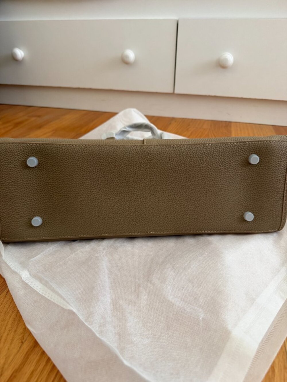 NEW Taupe Structured Tote Bag | Quiet Luxury Work Bag | Minimalist Style - Picture 5 of 8
